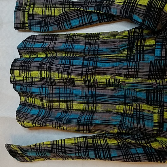 Girls button down shirt - Picture 3 of 6